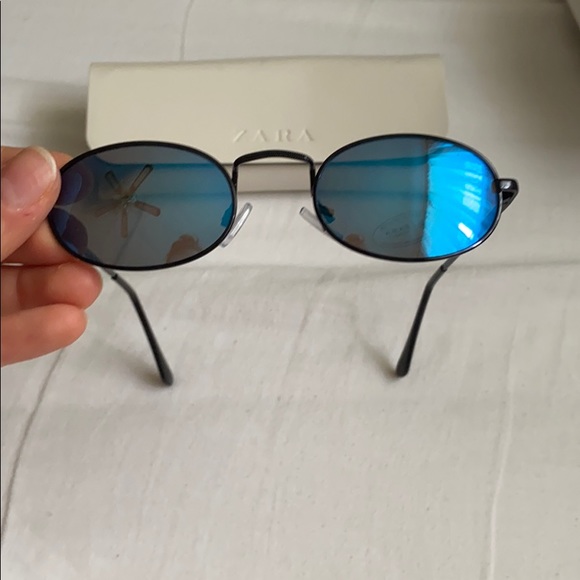 Zara Sunglasses - Picture 3 of 4
